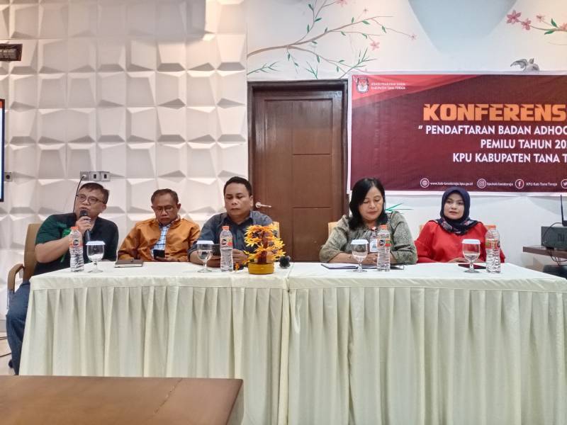 Jalin  Sinergitas dengan Media, Dohardo Pakpahan Puji KPU Tana Toraja 