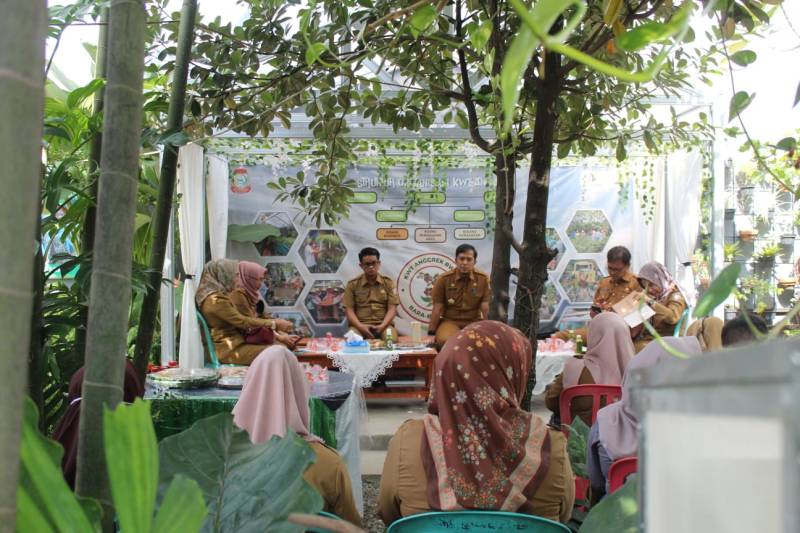 Tindaklanjuti Arahan Walikota, Dinas Ketahanan Pangan Makassar Rapat di Longwis