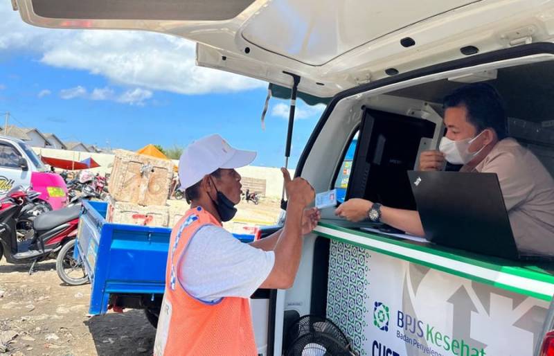 Dekatkan Layanan Administrasi, MCS BPJS Kesehatan Hadir di Pasar Lakessi Parepare