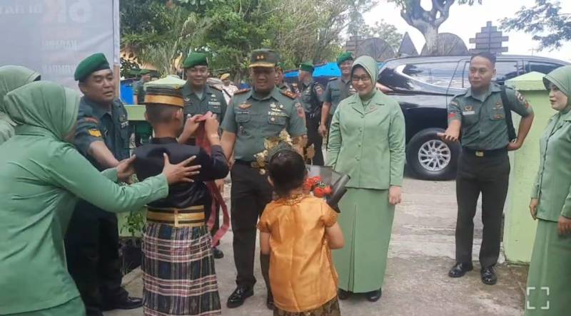 Didampingi Ketua Persit KCK, Dandim 1401 Kunjungi Sendana dan Malunda
