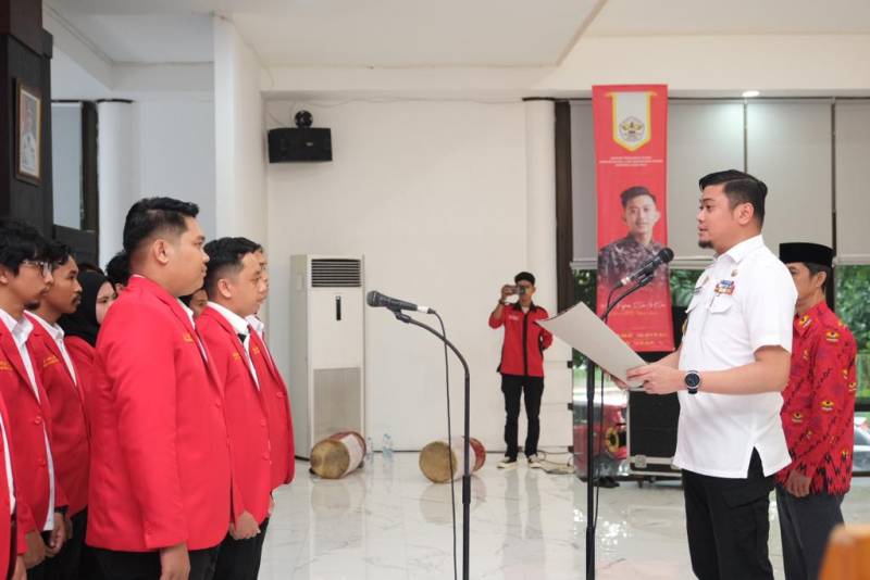Adnan Lantik Pengurus DPP HIPMA Gowa