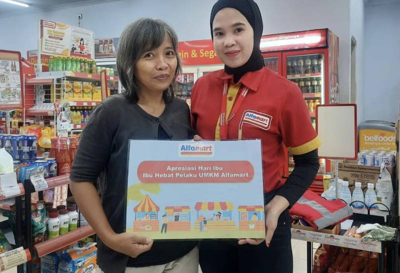 Ragam Apresiasi Bagi Ibu Hebat dari Alfamart