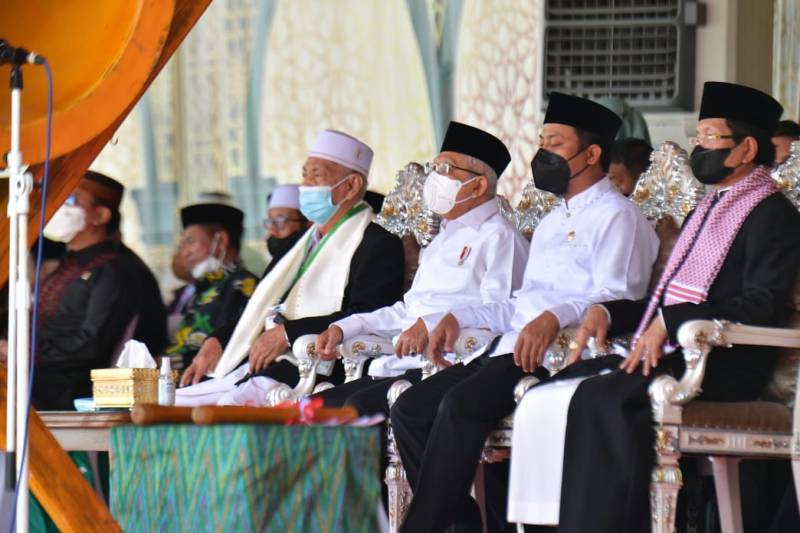 Dihadiri Wapres, Bupati dan Wakil Bupati Wajo Berbagi Tugas di Pembukaan Muktamar As'adiyah XV