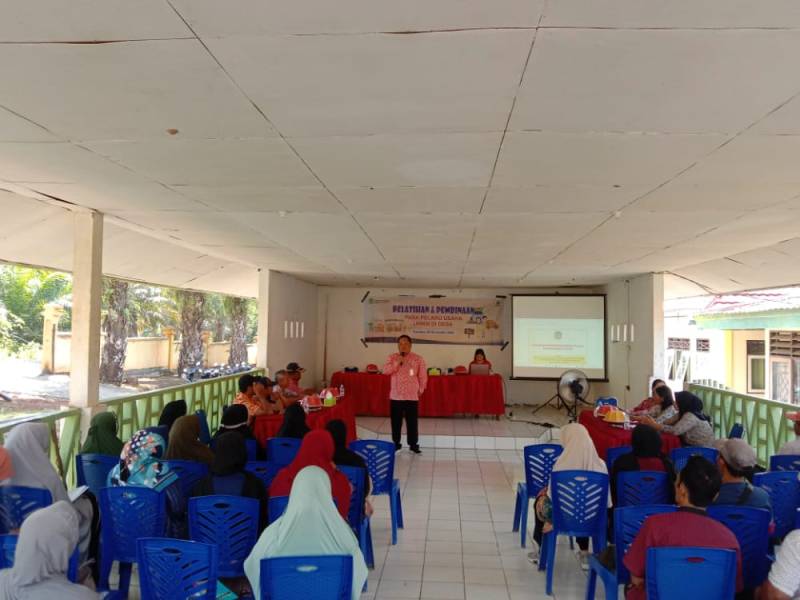 Disdagkoprinum Gelar Pembinaan dan Pelatihan Bagi Pelaku UMKM se Desa Tawakua