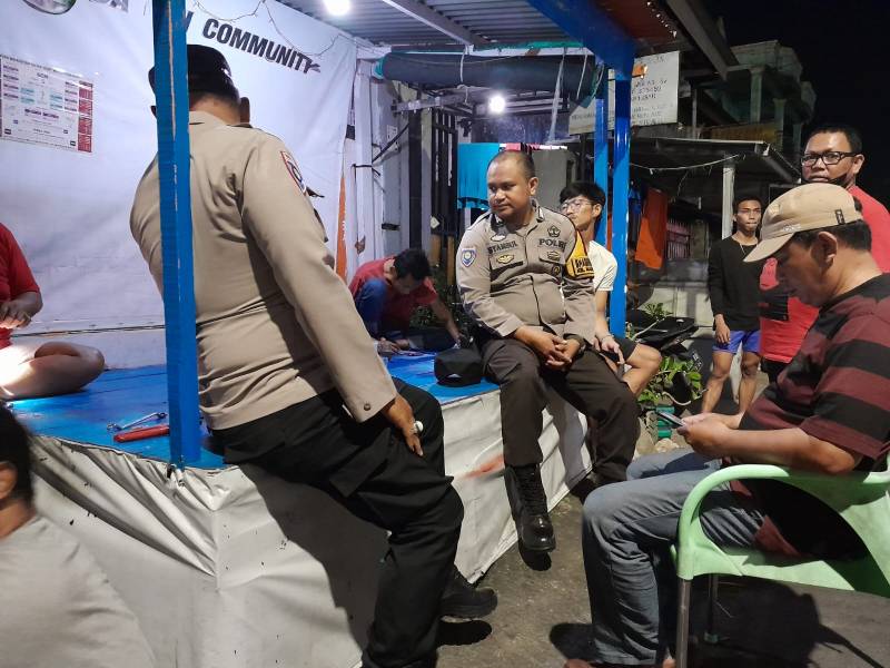 Polsek Jajaran Polres Pelabuhan Makassar Ronda Bersama Warga Jaga Harkamtibmas