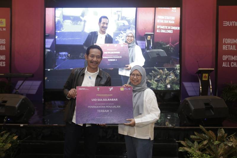 PLN UID Sulselrabar Sabet Dua Penghargaan Bergengsi dalam Forum Niaga PT PLN (Persero)