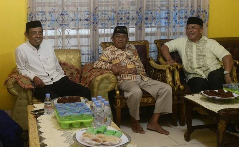 Eks Ketua PGRI Bulukumba: Soal Kepedulian dan Memberi Solusi, IAS Punya Semuanya
