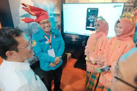 Sekretaris DPRD Kota Makassar, Dahyal Raih Penghargaan