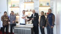 20230112101241_IMG_3588 Dorong Pejabat Ikut Program RPL Unifa, Bupati Lutim: Segera Terbitkan Izin Belajar