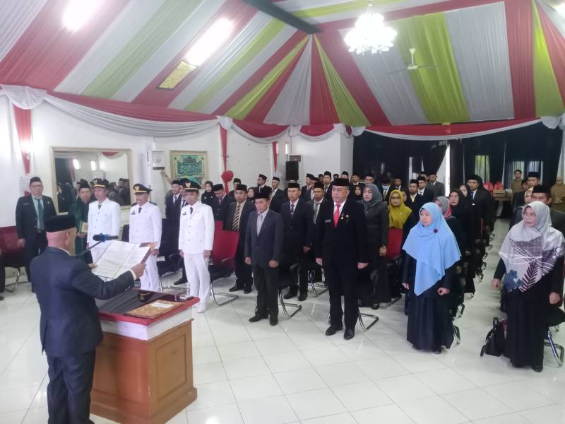 Tingkatkan Pelayanan, Bupati Enrekang Mutasi Sejumlah Pejabat
