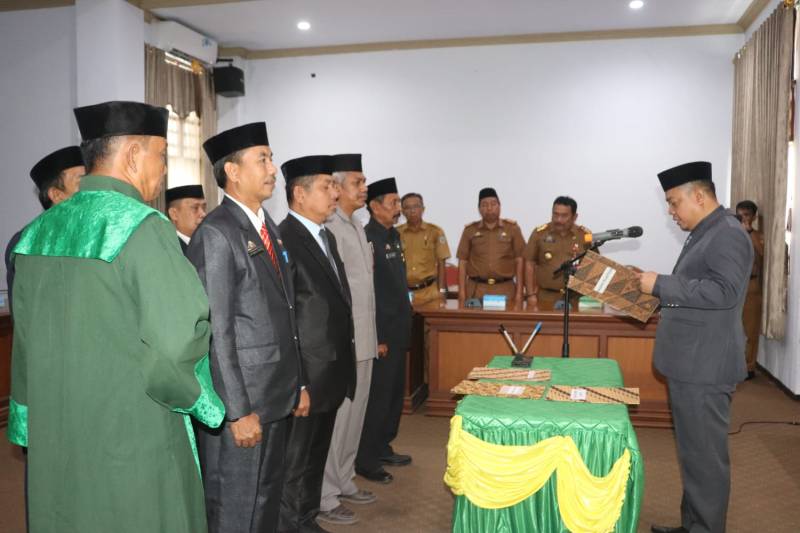 Sekda Selayar Lantik Dua Pejabat Pimpinan Tinggi Pratama dan 2 Pejabat Administrator