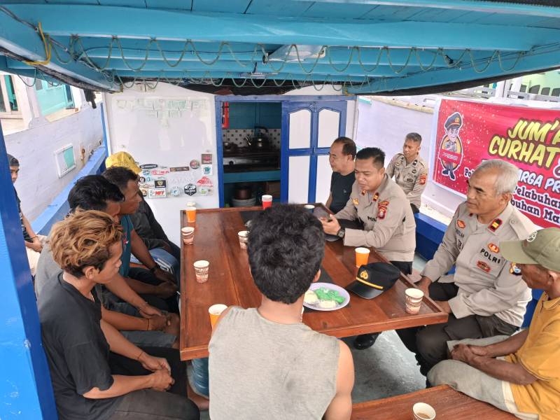 Di Atas Kapal Curahan Hati Nelayan Diserap Polsek Paotere
