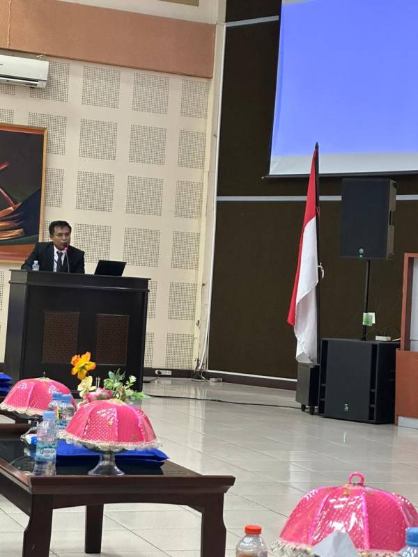 Kaji Perilaku Usaha Petani Kakao di Bone Antar Dosen ITBM Balik Diwa Raih Doktor di UNM