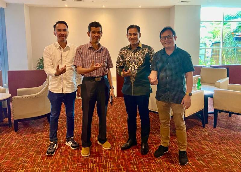 Senator DPR RI Mitra Fakhruddin Bantu Tingkatkan KIP Kuliah & Sosialisasikan Program RPL Unifa