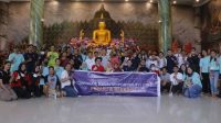 Phinisi Hospitality Indonesia Adakan bersih-bersih Vihara dalam Rangka Imlek