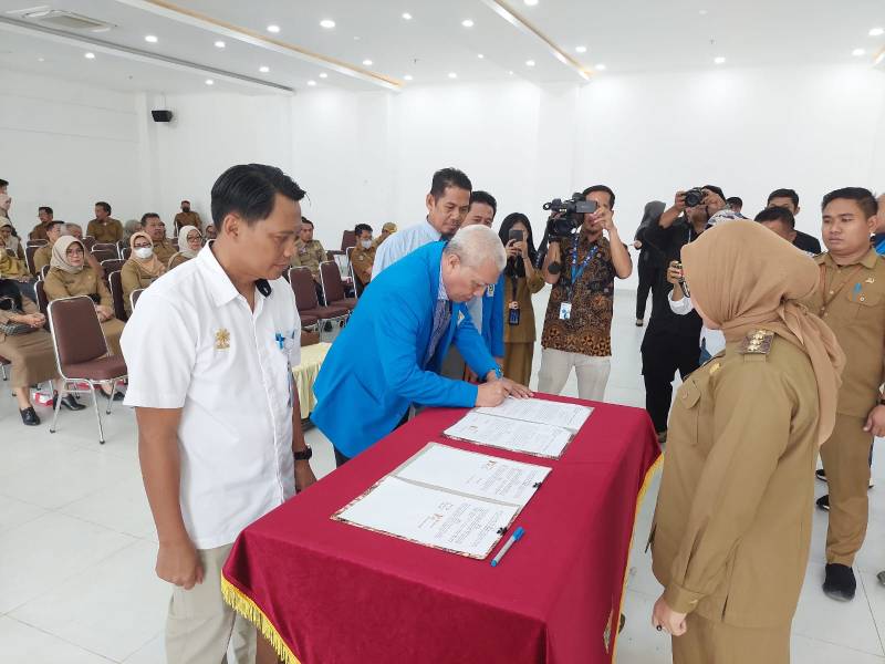 Rektor Unifa Sosialisasi Program RPL Di Hadapan Ratusan ASN Pemkab Mamuju