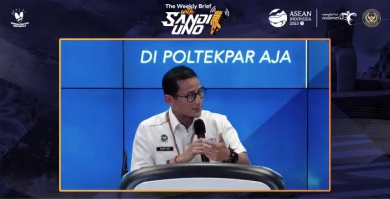 Sandi Ajak Calon Mahasiswa Kuliah di Poltekpar