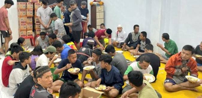 Bantu Warga Terdampak Banjir, Laskar Anak Lorong Bentukan Wahab Tahir Siapkan Dapur Rakyat