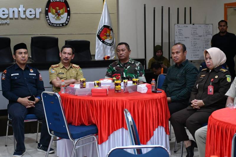 Sekda Palopo Hadiri Peluncuran Kirab Pemilu Tahun 2024