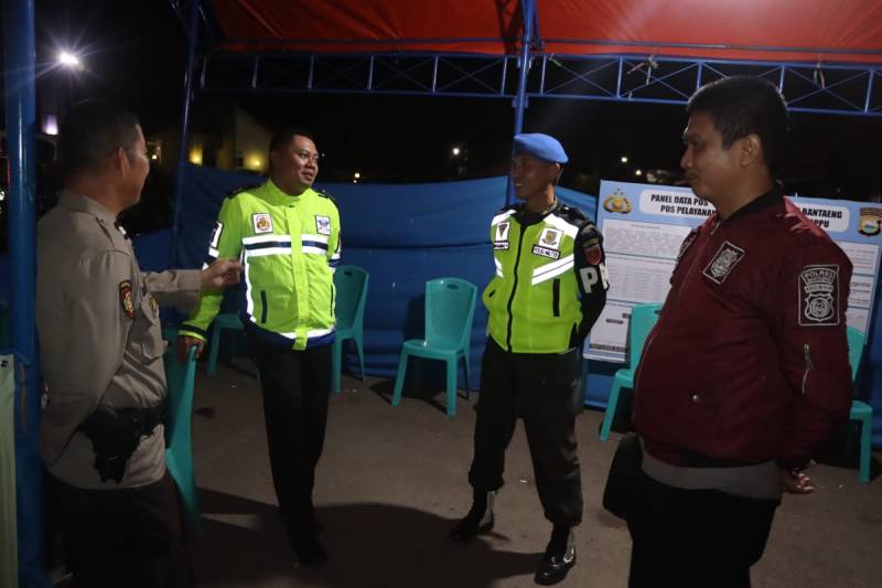 Polres - Kodim 1410 dan Subdenpom Bantaeng Lakukan Patroli Gabungan