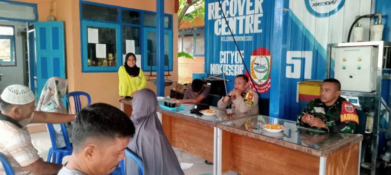 Antisipasi Gangguan Kamtibmas, Bhabinkamtibmas Pulau Barrang Caddi Rakor Bersama Pemerintah Setempat