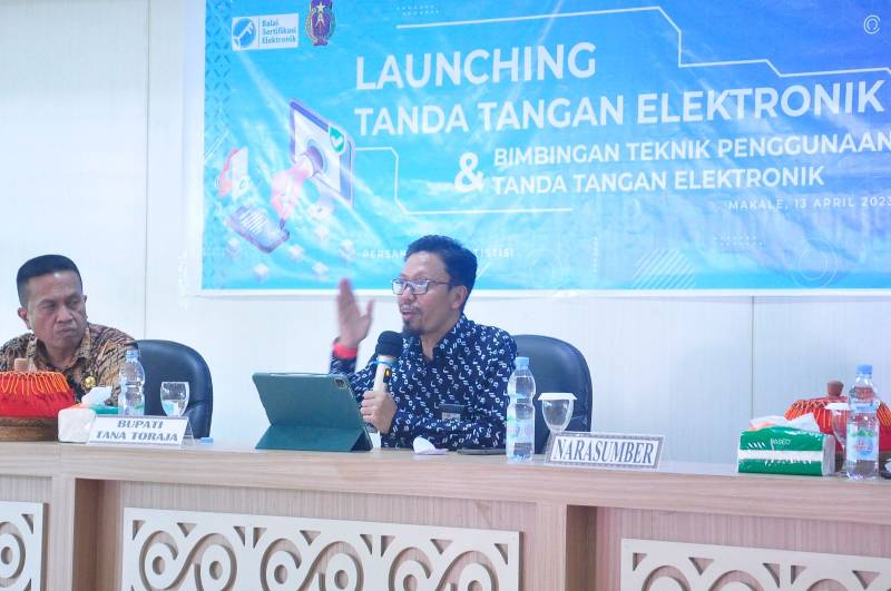 Resmi Pakai TTE, Diskominfo-SP Sulsel Bimtek Pejabat Tana Toraja
