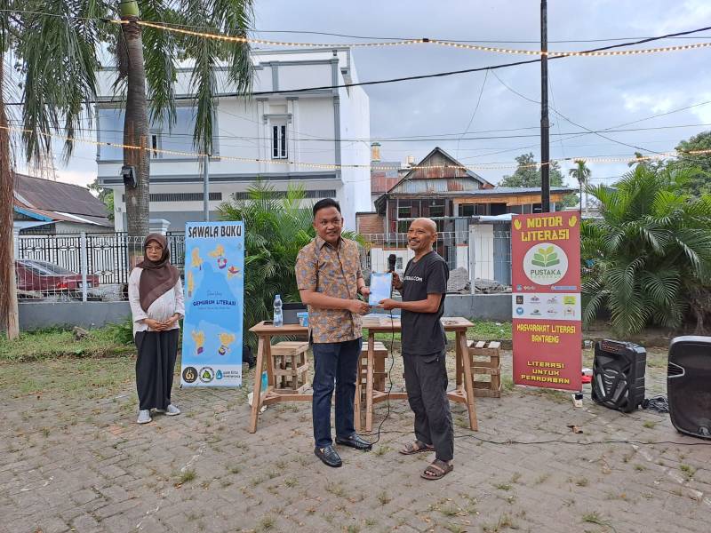Ilham Azikin Harap Buku Gemuruh Literasi dan Motor Literasi Jadi Lifestyle