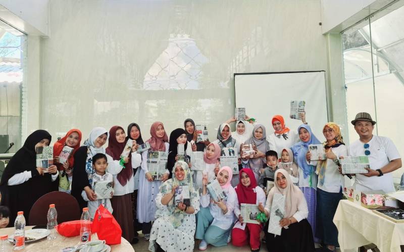 Halalbihalal 25 Tahun Kelas 2.1 Angkatan ’98 SMAN 4 Makassar Berlangsung Sukses