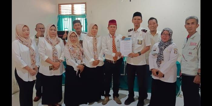 Lurah Malimongan Baru Kukuhkan Pokmas Mabaji
