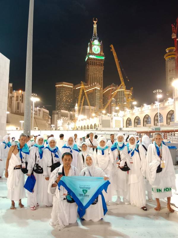 Jemaah Haji KBIHU Cahaya Madinah Multazam Maros di Kloter 3 Selesai Umrah Wajib