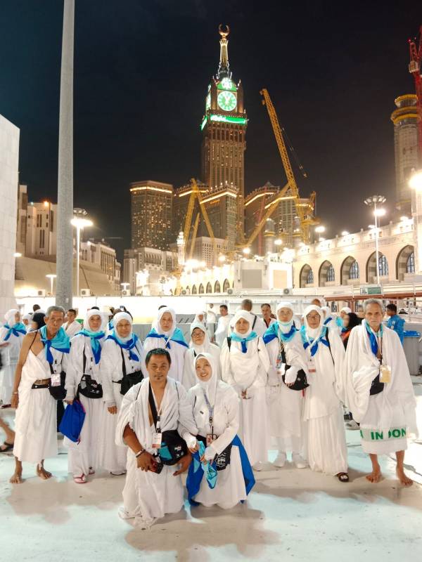 PPIH Imbau Jemaah Jangan Selfie Berlebihan di Depan Kabah