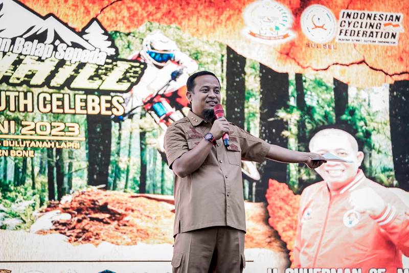 Gubernur Sulsel Tutup Kejuaraan Balap Sepeda Downhill Gravity South Celebes
