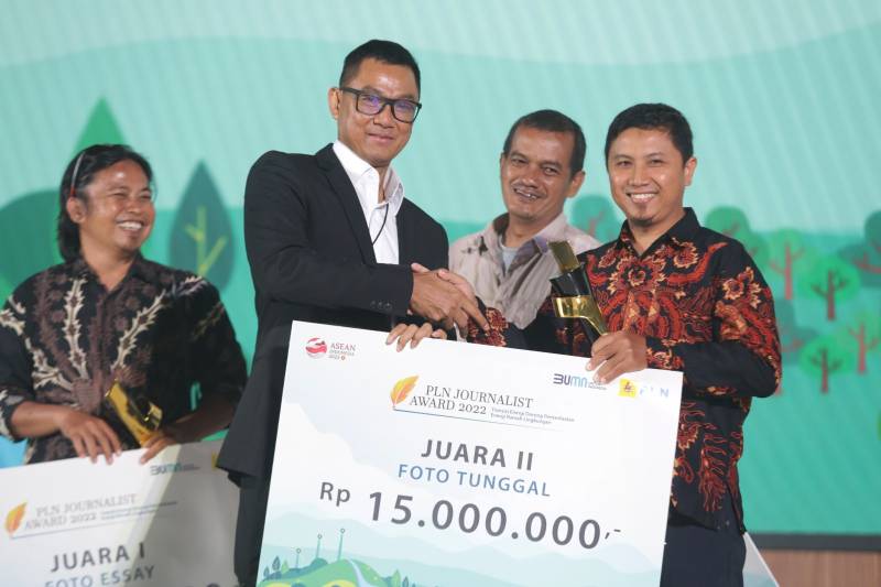 4 Karya Jurnalistik Rekan Pers PLN UID Sulselrabar Sabet Penghargaan Bergengsi PLN Journalist Award 2022