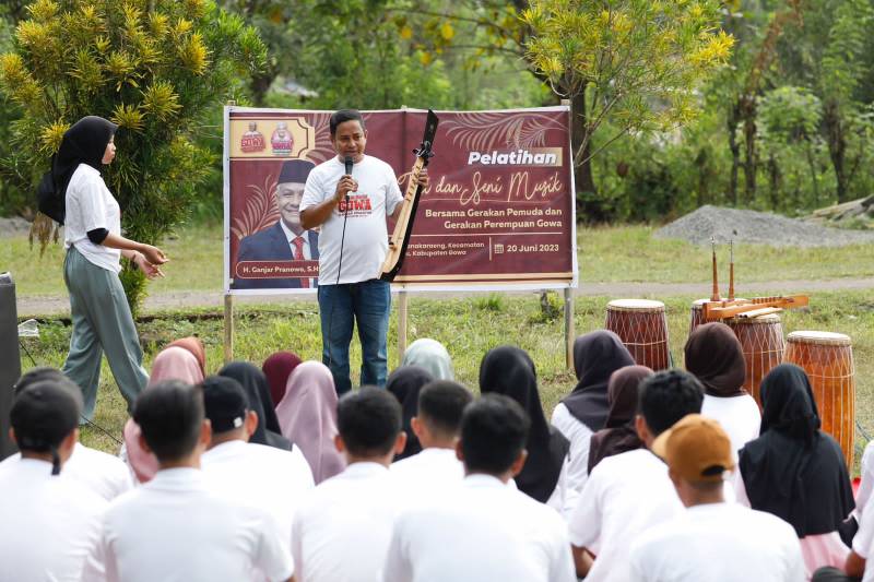 Pemuda dan Perempuan Ganjar Gelar Pelatihan Tari Musik di Gowa
