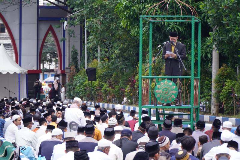 Ribuan Jamaah Shalat Idul Adha Padati Pelataran Kampus Unismuh Makassar