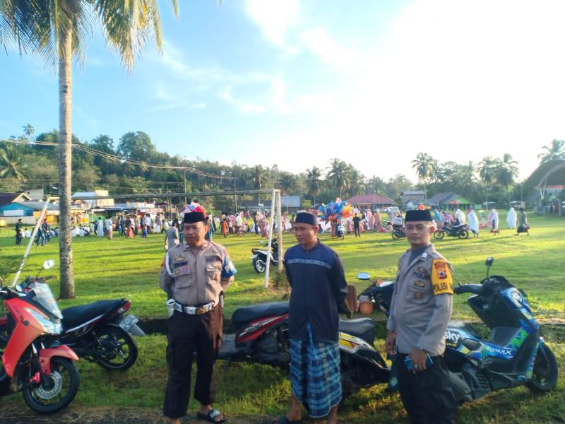 Personel Polres Sinjai Amankan Tempat Pelaksanaan Shalat Idul Adha