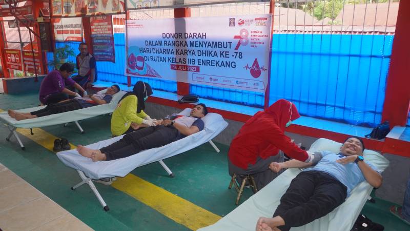 Rutan Enrekang Gelar Kegiatan Donor Darah Sebagai Wujud Kepedulian Sosial
