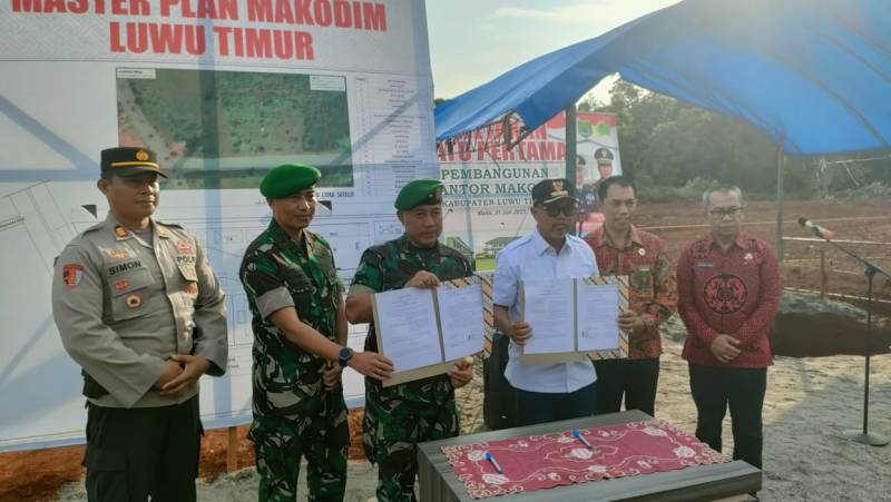 Peletakan Batu Pertama Pembangunan Kantor Makodim Lutim