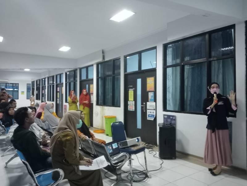 Pasien dan Pengunjung RSUD H.A.Sulthan Dg Radja Ikuti Sosialisasi Gangguan Tidur