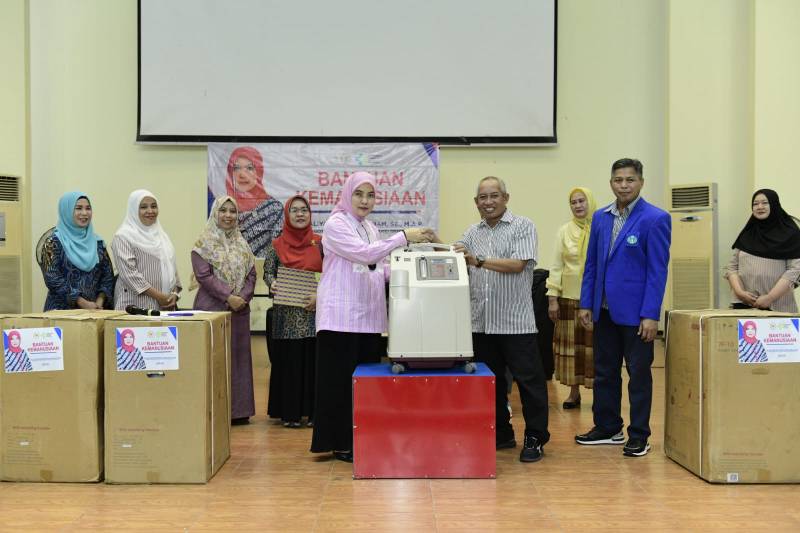 Serahkan Bantuan Oxygen Concentrator ke Poltekkes, Aliyah Mustika Harap Pasien Gangguan Pernafasan Menurun