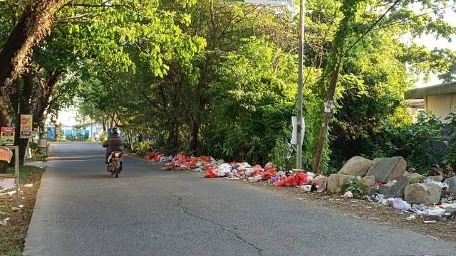 Pantau Warga Buang Sampah di Jalan, Pemkab Maros Akan Pasang CCTV