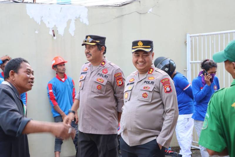 Kapolres AKBP Yudi Prianto Turun Langsung Pimpin Pengamanan Unjukrasa