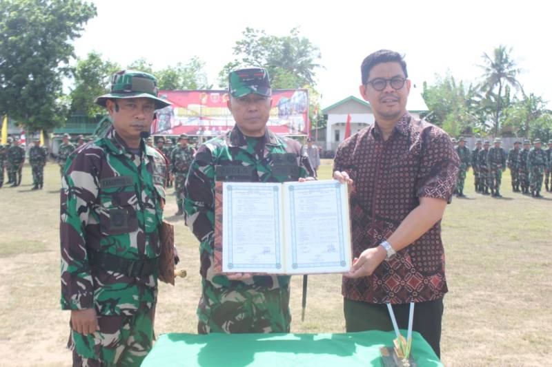 Membangun Jalan, Bukti Cinta TNI untuk Masyarakat Tanah Lemo Bulukumba