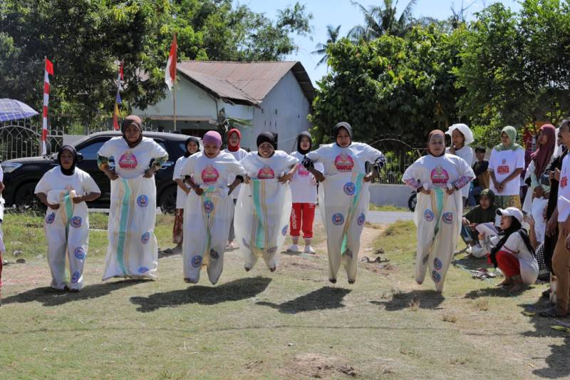 Rayakan HUT Ke-78 RI, Pemuda dan Perempuan Ganjar Gelar Lomba Balap Karung