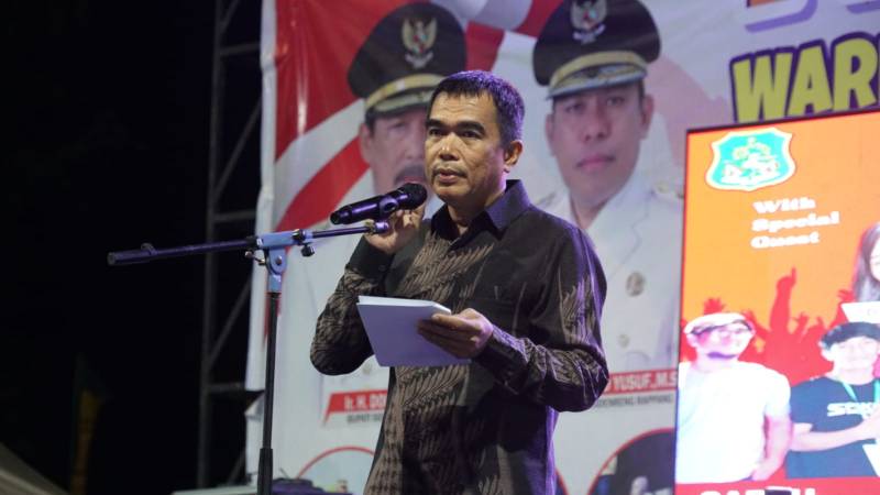 Asisten Administrasi Umum Tutup Expo Merdeka Meriahkan HUT ke-78 RI di Sidrap