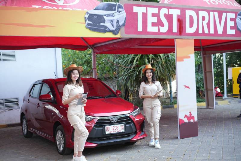 Test Drive di Saletember Deal by Kalla Toyota Bisa Menangkan Hadiah Motor Listrik 