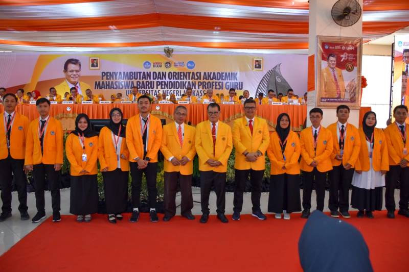 1.291 Mahasiswa PPG UNM Ikuti Orientasi Akademik