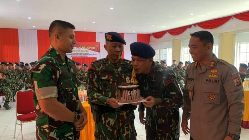Syukuran HUT ke-64 Pelopor, Dandim 1407 dan Kapolres Bone Beri Kejutan Danyon C