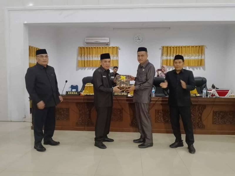 Sekda Bantaeng Hadiri Paripurna Penyampaian Nota Keuangan Perubahan APBD 2023