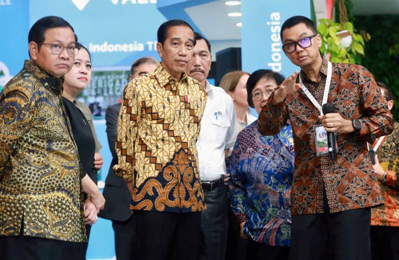 Di Hadapan Presiden, PLN Paparkan Konsep Transisi Energi Menuju COP28 Pada Acara Puncak Festival LIKE 2023 Di Hadapan Presiden, PLN Paparkan Konsep Transisi Energi Menuju COP28 Pada Acara Puncak Festival LIKE 2023